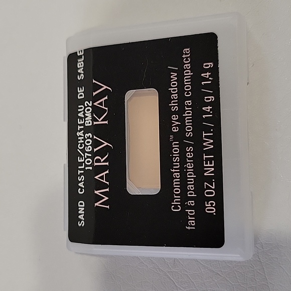 Sand Castle chromafusion eyeshadow Mary Kay - Picture 2 of 2